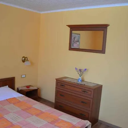 In - Istrien 51828 Tatil Evi *